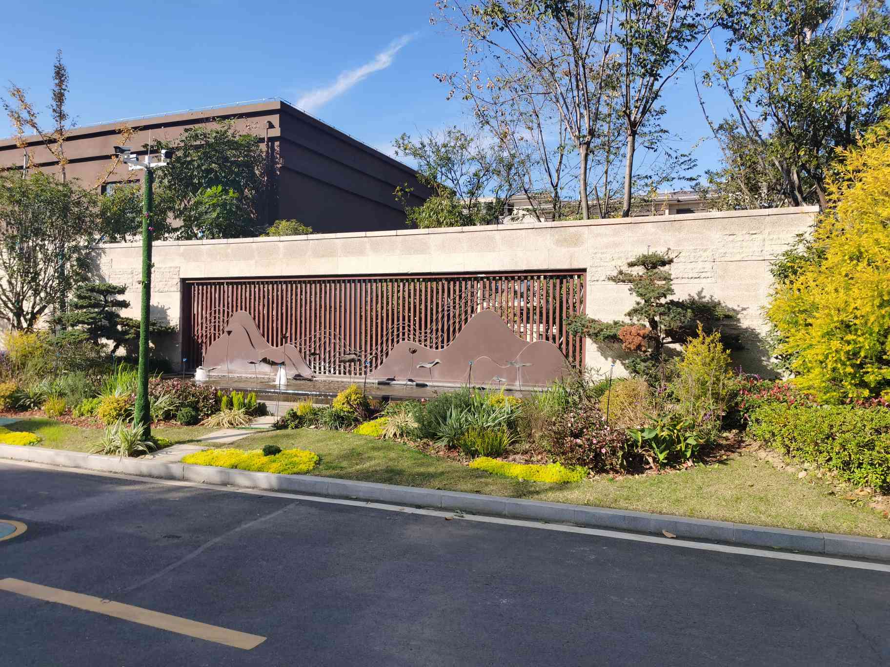 【喜報(bào)】熱烈祝賀湖北凱蒂園林公司榮獲“2021年湖北省城市園林綠化優(yōu)質(zhì)工程”獎